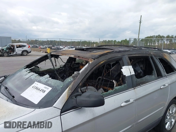 2005 Chrysler Pacifica Touring с VIN 2C8GF68485R445962, выставлен на аукционе IAAI как лот 41866498 с пробегом Не указан миль и . История ставок и продаж доступна на DreamBid. Изображение 6.