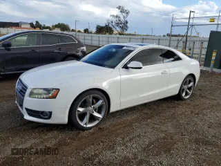 2012 Audi A5 Premium Plus z VIN WAURFAFR7CA006830, wystawiony jako Copart lot #79925724 z przebiegiem 131 195 mil mil oraz Szkoda całkowita • Salvage title. Historia ofert i sprzedaży dostępna na DreamBid. Obrazek 1.