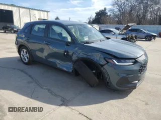 2024 Honda HR-V LX with VIN 3CZRZ1H37RM726315, listed as a Copart auction lot 45755235 with 3,249 mi miles and Salvage Title. Bid and sale history available at carsss.com. Image 4.