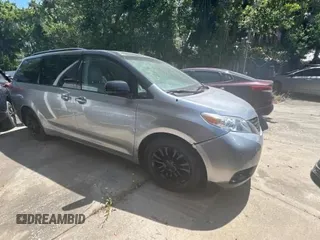 2013 Toyota Sienna LE AAS с VIN 5TDKK3DC4DS370704, выставлен на аукционе Copart как лот 62176395 с пробегом 70 697 миль миль и Чистый • Clean title. История ставок и продаж доступна на DreamBid. Изображение 1.
