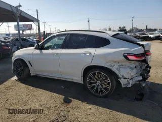 2024 BMW X4 xDrive30i with VIN 5UX33DT09R9W50136, listed as a Copart auction lot 46949595 with 6,467 mi miles and Salvage Title. Bid and sale history available at carsss.com. Image 2.