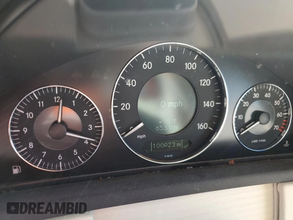2007 Mercedes-Benz CLK-Class 3.5L with VIN WDBTK56F47F230081, listed as a Copart auction lot 72476964 with 100,923 mi miles and Salvage Title. Bid and sale history available at carsss.com. Image 9.