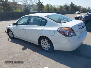 2012 Nissan Altima S z VIN 1N4AL2AP9CN468907, wystawiony jako IAAI lot #41976398 z przebiegiem Nie podano mil oraz . Historia ofert i sprzedaży dostępna na DreamBid. Obrazek 3.