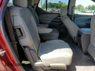 2019 Chevrolet Traverse LT Cloth with VIN 1GNERGKW8KJ299683, listed as a Copart auction lot 53115735 with 148,871 mi miles and Non repairable. Bid and sale history available at DreamBid. Image 11.