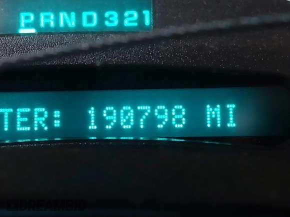 2003 Chevrolet Silverado 1500 with VIN 2GCEK19T831188987, listed as a IAAI auction lot 41124144 with 190,798 mi miles. Bid and sale history available at carsss.com. Image 7.