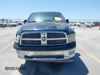 2012 Ram 1500 Big Horn z VIN 1C6RD6GT5CS224170, wystawiony jako IAAI lot #41644272 z przebiegiem 181 504 mil mil oraz . Historia ofert i sprzedaży dostępna na DreamBid. Obrazek 12.