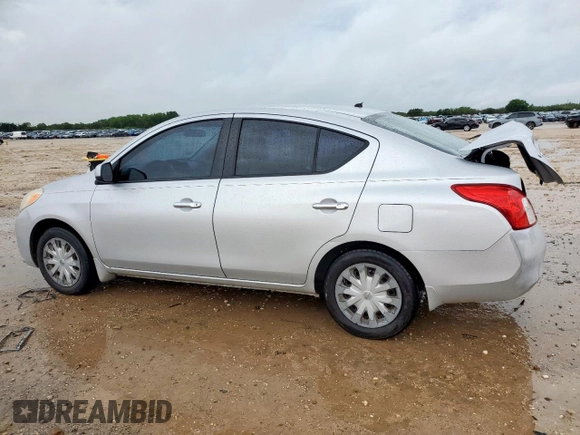 2012 Nissan Versa SV z VIN 3N1CN7AP3CL940595, wystawiony jako Copart lot #60862945 z przebiegiem 144 886 mil mil oraz Szkoda całkowita • Salvage title. Historia ofert i sprzedaży dostępna na DreamBid. Obrazek 2.