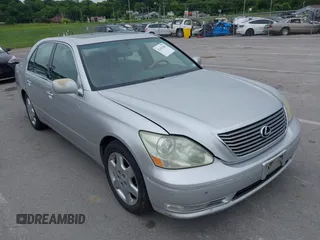 2004 Lexus LS 430 z VIN JTHBN36F640147502, wystawiony jako IAAI lot #42353586 z przebiegiem 275 074 mil mil oraz . Historia ofert i sprzedaży dostępna na DreamBid. Obrazek 1.