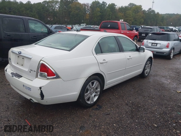 2009 Ford Fusion SEL with VIN 3FAHP08199R103707, listed as a IAAI auction lot 40882108 with 239,154 mi miles and . Bid and sale history available at carsss.com. Image 4.