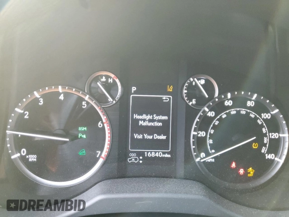 2023 Lexus GX 460 Luxury z VIN JTJGM7BX6P5350328, wystawiony jako Copart lot #84423404 z przebiegiem 16 840 mil mil oraz Nie do naprawy • Non repairable. Historia ofert i sprzedaży dostępna na DreamBid. Obrazek 9.
