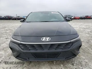 2024 Hyundai Elantra SEL with VIN KMHLM4DG9RU734301, listed as a Copart auction lot 44247975 with 30,899 mi miles and Salvage Title. Bid and sale history available at carsss.com. Image 5.