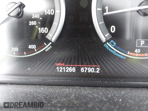 2014 BMW X3 xDrive28i with VIN 5UXWX9C57E0D42183, listed as a IAAI auction lot 42147520 with 121,266 mi miles and . Bid and sale history available at DreamBid. Image 15.