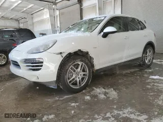 2014 Porsche Cayenne Diesel with VIN WP1AF2A2XELA82984, listed as a Copart auction lot 41617745 with NaN miles and Salvage Title. Bid and sale history available at carsss.com. Image 1.