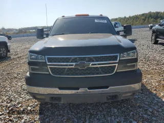 2005 Chevrolet Silverado 3500 DRW LT with VIN 1GCJK33275F880793, listed as a Copart auction lot 74322794 with 0 mi miles and Salvage Title. Bid and sale history available at carsss.com. Image 5.