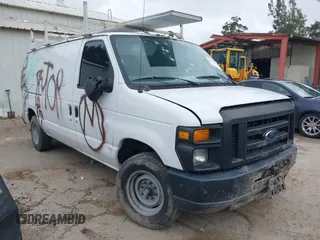 2010 Ford Econoline Cargo Commercial z VIN 1FTNE1EW4ADA66216, wystawiony jako IAAI lot #42198735 z przebiegiem 191 087 mil mil oraz . Historia ofert i sprzedaży dostępna na DreamBid. Obrazek 1.