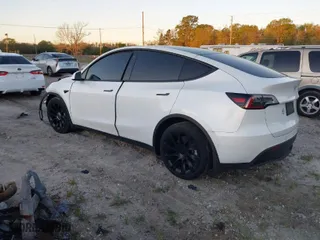 2022 Tesla Model Y Long Range with VIN 7SAYGDEE6NF313110, listed as a IAAI auction lot 41703939 with 12,468 mi miles. Bid and sale history available at carsss.com. Image 3.