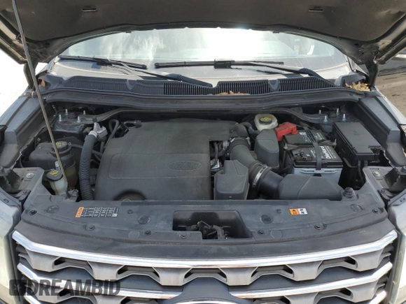 2016 Ford Explorer XLT with VIN 1FM5K7D82GGB69958, listed as a Copart auction lot 52939115 with 97,846 mi miles and Salvage Title. Bid and sale history available at carsss.com. Image 12.