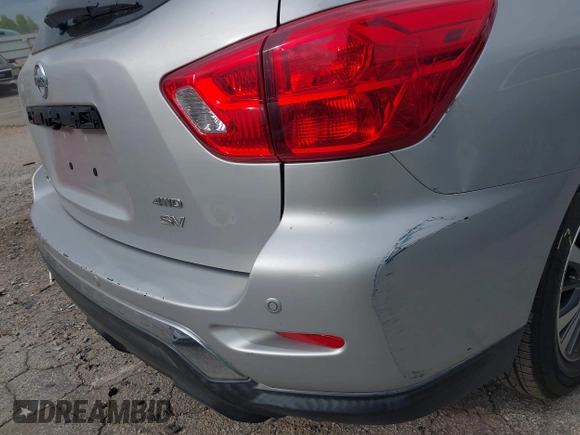 2017 Nissan Pathfinder SV with VIN 5N1DR2MM9HC648975, listed as a IAAI auction lot 42042921 with 125,057 mi miles. Bid and sale history available at carsss.com. Image 6.
