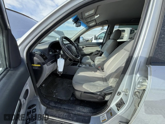 2009 Hyundai Santa Fe GL with VIN 5NMSG73E59H293640, listed as a Copart auction lot 52314035 with 157,367 mi miles and Salvage title. Bid and sale history available at DreamBid. Image 7.