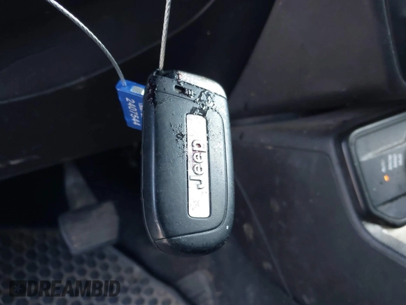 2023 Jeep Renegade Latitude with VIN ZACNJDB17PPP70259, listed as a IAAI auction lot 41862138 with 27,635 mi miles and . Bid and sale history available at DreamBid. Image 11.