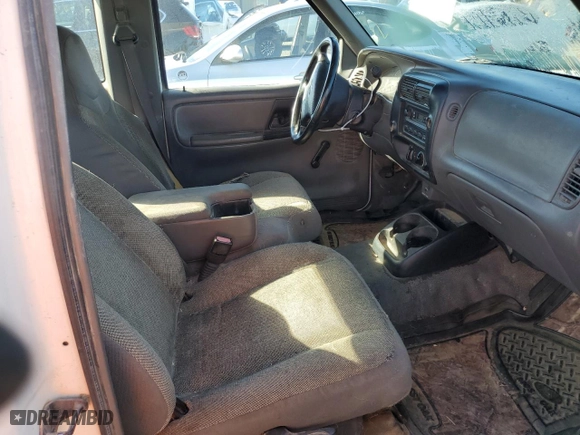 2002 Ford Ranger XL with VIN 1FTYR14UX2PB05148, listed as a Copart auction lot 44085475 with 193,086 mi miles and Clean Title. Bid and sale history available at carsss.com. Image 10.