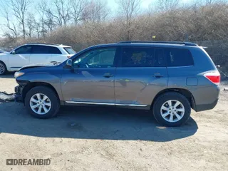 2013 Toyota Highlander with VIN 5TDBK3EH7DS240412, listed as a IAAI auction lot 41703905 with 167,355 mi miles. Bid and sale history available at carsss.com. Image 15.