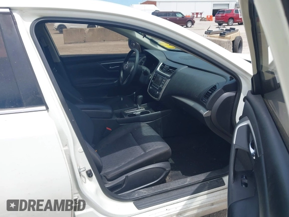 2016 Nissan Altima SR with VIN 1N4AL3AP7GC248981, listed as a IAAI auction lot 42324092 with 266,215 mi miles and . Bid and sale history available at DreamBid. Image 5.