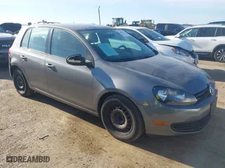 2013 Volkswagen Golf with VIN WVWDA7AJ6DW117857, listed as a IAAI auction lot 40974122 with 174,107 mi miles. Bid and sale history available at carsss.com. Image 1.