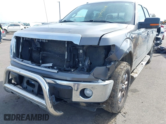 2013 Ford F-150 XL z VIN 1FTFW1EF8DKE23561, wystawiony jako IAAI lot #41747119 z przebiegiem 182 398 mil mil oraz . Historia ofert i sprzedaży dostępna na DreamBid. Obrazek 6.