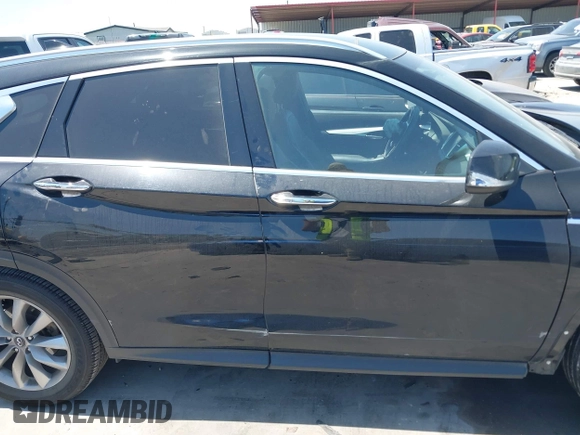 2019 Infiniti QX50 Luxe with VIN 3PCAJ5M13KF130893, listed as a IAAI auction lot 42023240 with 58,612 mi miles and . Bid and sale history available at DreamBid. Image 14.