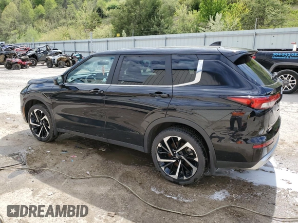 2023 Mitsubishi Outlander SE z VIN JA4J4UA82PZ051018, wystawiony jako Copart lot #47072425 z przebiegiem 20 974 mil mil oraz Szkoda całkowita • Salvage title. Historia ofert i sprzedaży dostępna na DreamBid. Obrazek 2.