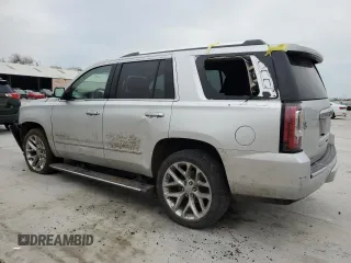 2020 GMC Yukon Denali with VIN 1GKS1CKJ5LR294058, listed as a Copart auction lot 43820805 with 138,651 mi miles and Salvage Title. Bid and sale history available at carsss.com. Image 2.