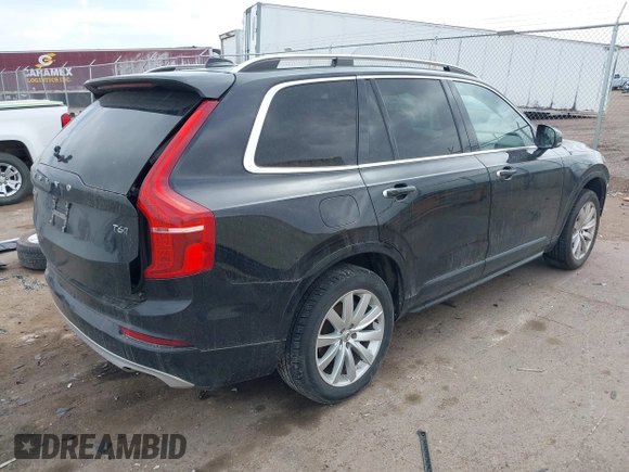 2016 Volvo XC90 T6 Momentum z VIN YV4A22PK5G1077742, wystawiony jako IAAI lot #41903914 z przebiegiem 122 843 mil mil oraz . Historia ofert i sprzedaży dostępna na DreamBid. Obrazek 4.