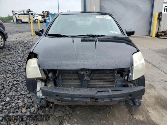 2008 Nissan Sentra S z VIN 3N1AB61E08L627472, wystawiony jako Copart lot #57823455 z przebiegiem 164 942 mil mil oraz Szkoda całkowita • Salvage title. Historia ofert i sprzedaży dostępna na DreamBid. Obrazek 5.