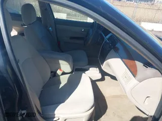2006 Buick LaCrosse CX with VIN 2G4WC582461170262, listed as a IAAI auction lot 41897359 with 81,055 mi miles. Bid and sale history available at carsss.com. Image 5.