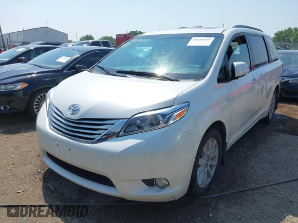 2017 Toyota Sienna XLE z VIN 5TDDZ3DC5HS150577, wystawiony jako IAAI lot #42431875 z przebiegiem 108 275 mil mil oraz . Historia ofert i sprzedaży dostępna na DreamBid. Obrazek 17.