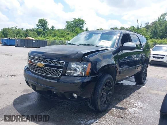 2013 Chevrolet Tahoe LT with VIN 1GNSCBE00DR337071, listed as a IAAI auction lot 42282457 with 151,460 mi miles and . Bid and sale history available at DreamBid. Image 17.