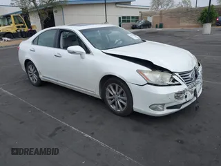 2010 Lexus ES with VIN JTHBK1EG5A2410652, listed as a IAAI auction lot 41997475 with 167,468 mi miles. Bid and sale history available at carsss.com. Image 1.
