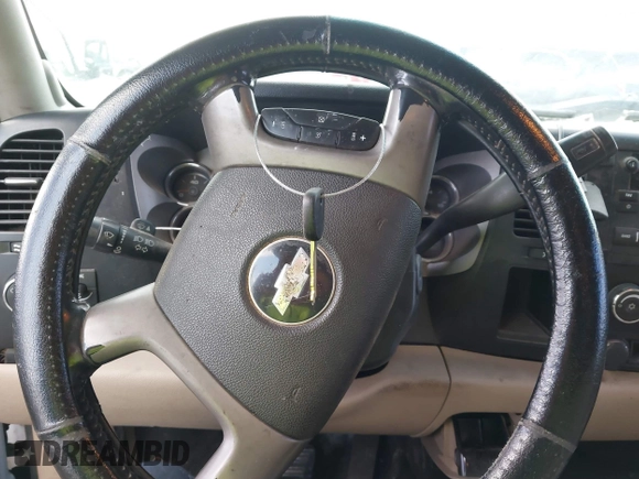 2007 Chevrolet Silverado 1500 LT w/1LT with VIN 2GCEC19JX71639564, listed as a IAAI auction lot 41437574 with 362,629 mi miles. Bid and sale history available at carsss.com. Image 11.