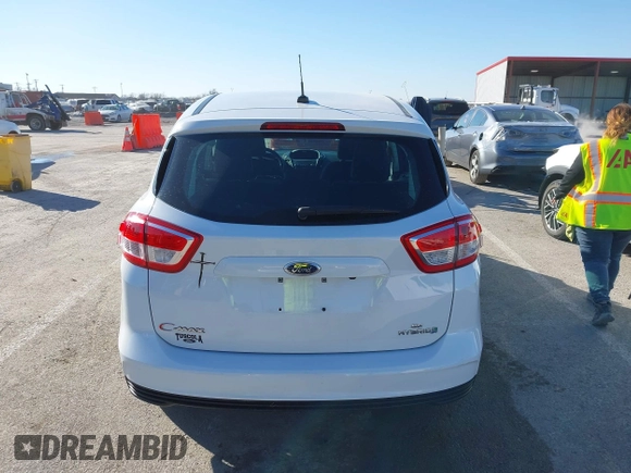 2017 Ford C-Max SE with VIN 1FADP5AU0HL117265, listed as a IAAI auction lot 41413374 with 64,660 mi miles. Bid and sale history available at carsss.com. Image 16.