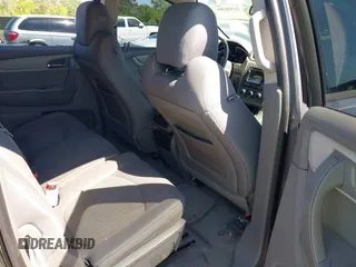 2013 Chevrolet Traverse LS with VIN 1GNKRFKD4DJ116262, listed as a IAAI auction lot 41986384 with 207,213 mi miles. Bid and sale history available at carsss.com. Image 8.
