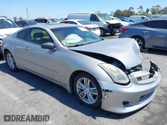 2003 Infiniti G35 w/Leather z VIN JNKCV54E13M222155, wystawiony jako IAAI lot #42324943 z przebiegiem 107 263 mil mil oraz . Historia ofert i sprzedaży dostępna na DreamBid. Obrazek 1.