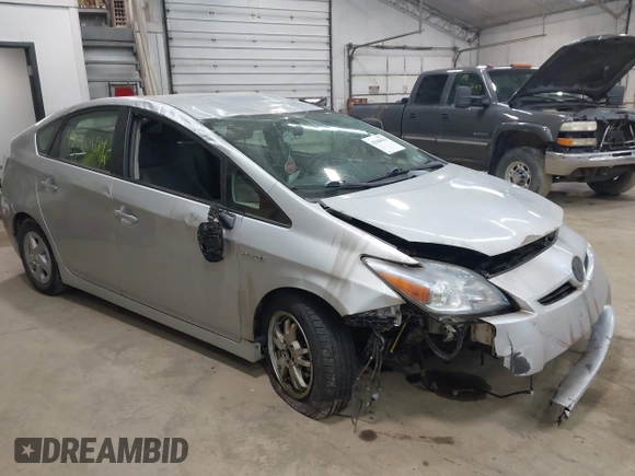 2011 Toyota Prius I with VIN JTDKN3DUXB5339914, listed as a IAAI auction lot 42060694 with 207,481 mi miles. Bid and sale history available at carsss.com. Image 1.