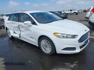2016 Ford Fusion SE Hybrid with VIN 3FA6P0LU7GR397310, listed as a IAAI auction lot 42075891 with 124,879 mi miles. Bid and sale history available at carsss.com. Image 1.