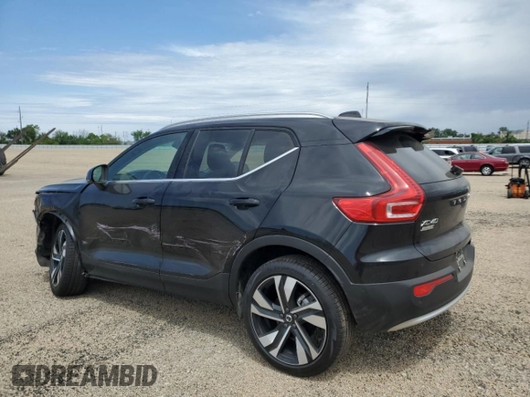 2024 Volvo XC40 Plus Bright Theme with VIN YV4L12UE4R2366179, listed as a Copart auction lot 56550015 with 863 mi miles and Salvage title. Bid and sale history available at DreamBid. Image 2.