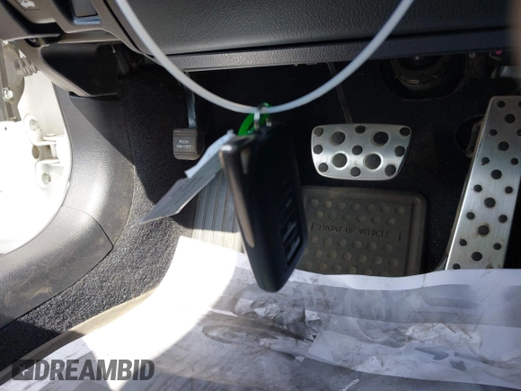 2014 Lexus IS 350 with VIN JTHBE1D25E5002122, listed as a IAAI auction lot 42516955 with 85,127 mi miles and . Bid and sale history available at DreamBid. Image 11.