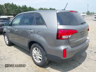 2014 Kia Sorento LX with VIN 5XYKTCA65EG467436, listed as a IAAI auction lot 42177293 with 144,387 mi miles. Bid and sale history available at carsss.com. Image 3.