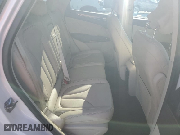 2017 Lincoln MKC Premiere with VIN 5LMCJ1C90HUL50929, listed as a Copart auction lot 48915205 with 94,262 mi miles and Salvage Title. Bid and sale history available at DreamBid. Image 11.