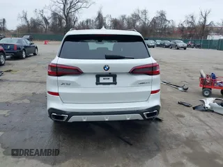 2020 BMW X5 xDrive40i with VIN 5UXCR6C08L9D07645, listed as a IAAI auction lot 41757971 with 87,157 mi miles. Bid and sale history available at carsss.com. Image 17.