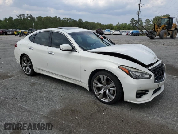 2015 Infiniti Q70 z VIN JN1BY1AP2FM541199, wystawiony jako Copart lot #57453875 z przebiegiem 163 666 mil mil oraz Szkoda całkowita • Salvage title. Historia ofert i sprzedaży dostępna na DreamBid. Obrazek 4.